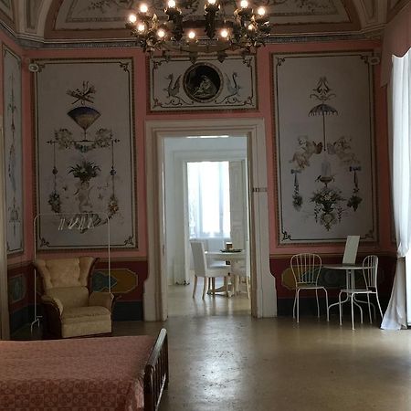 Апартаменты Palazzo Doxi Fontana Dimora Storica Галлиполи Экстерьер фото