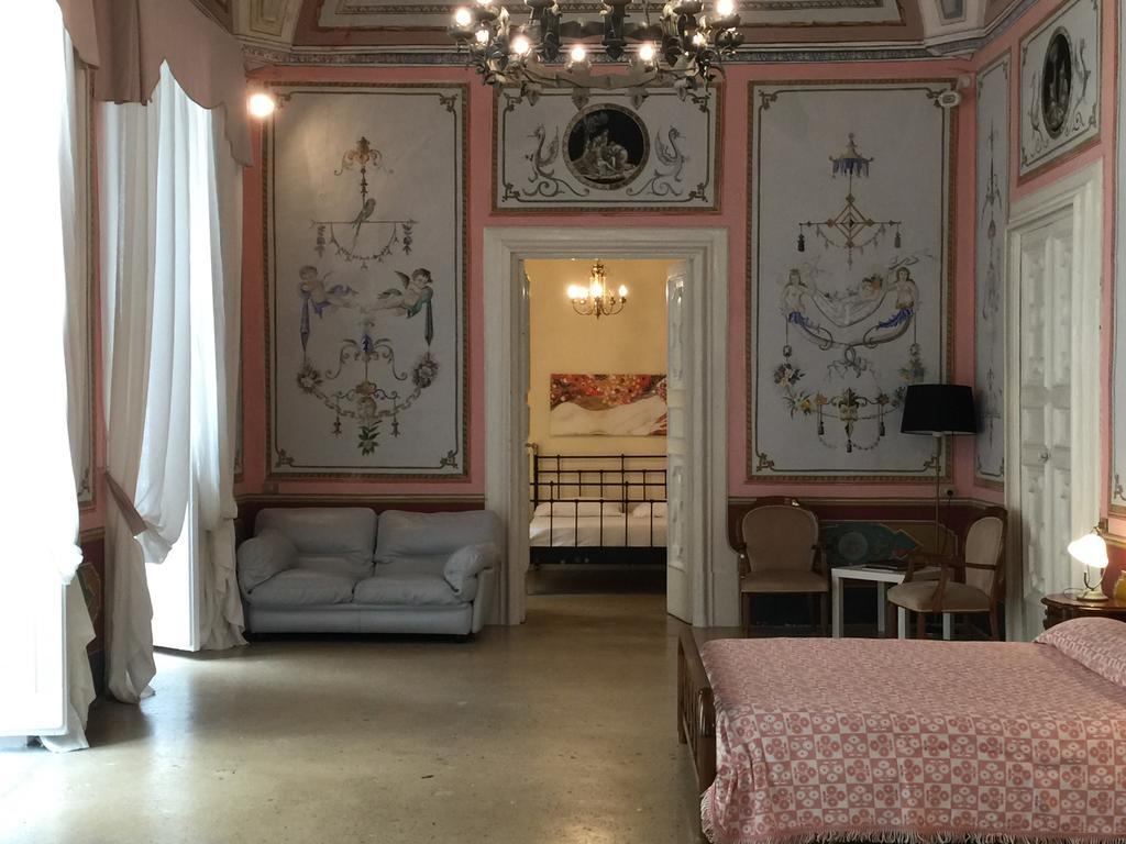 Апартаменты Palazzo Doxi Fontana Dimora Storica Галлиполи Экстерьер фото